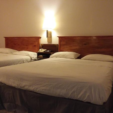 Americas Best Value Inn Laramie Exteriör bild