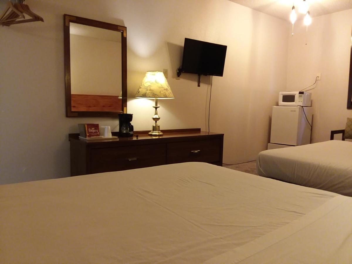 Americas Best Value Inn Laramie Exteriör bild